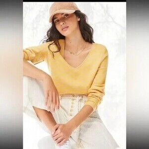 Yellow Pink Anthropologie Maeve Printed V-Neck Long Sleeve Sweater (NWT)